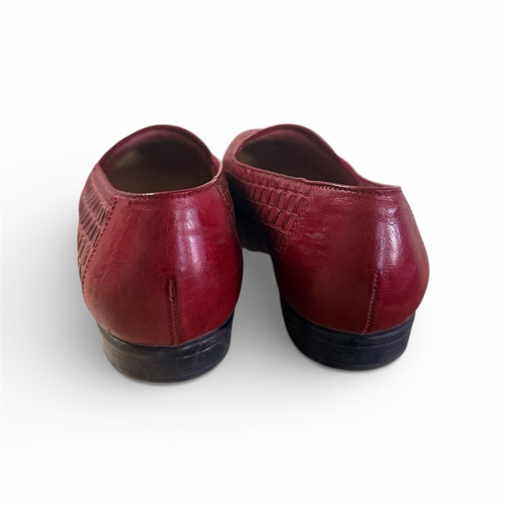 Red Woven Leather Trotters Liz Loafers - Picture 4 of 5